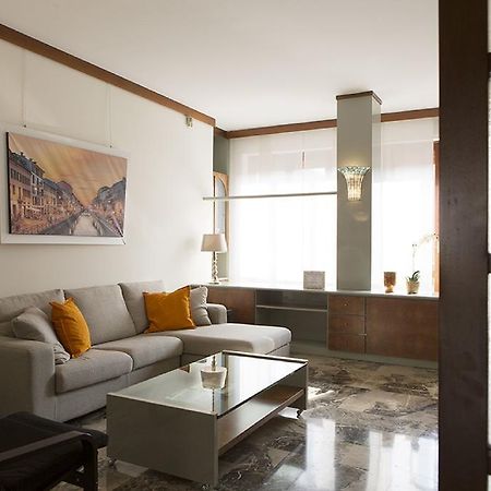 Fiera Monterosa 11 Apartment Milano Rum bild